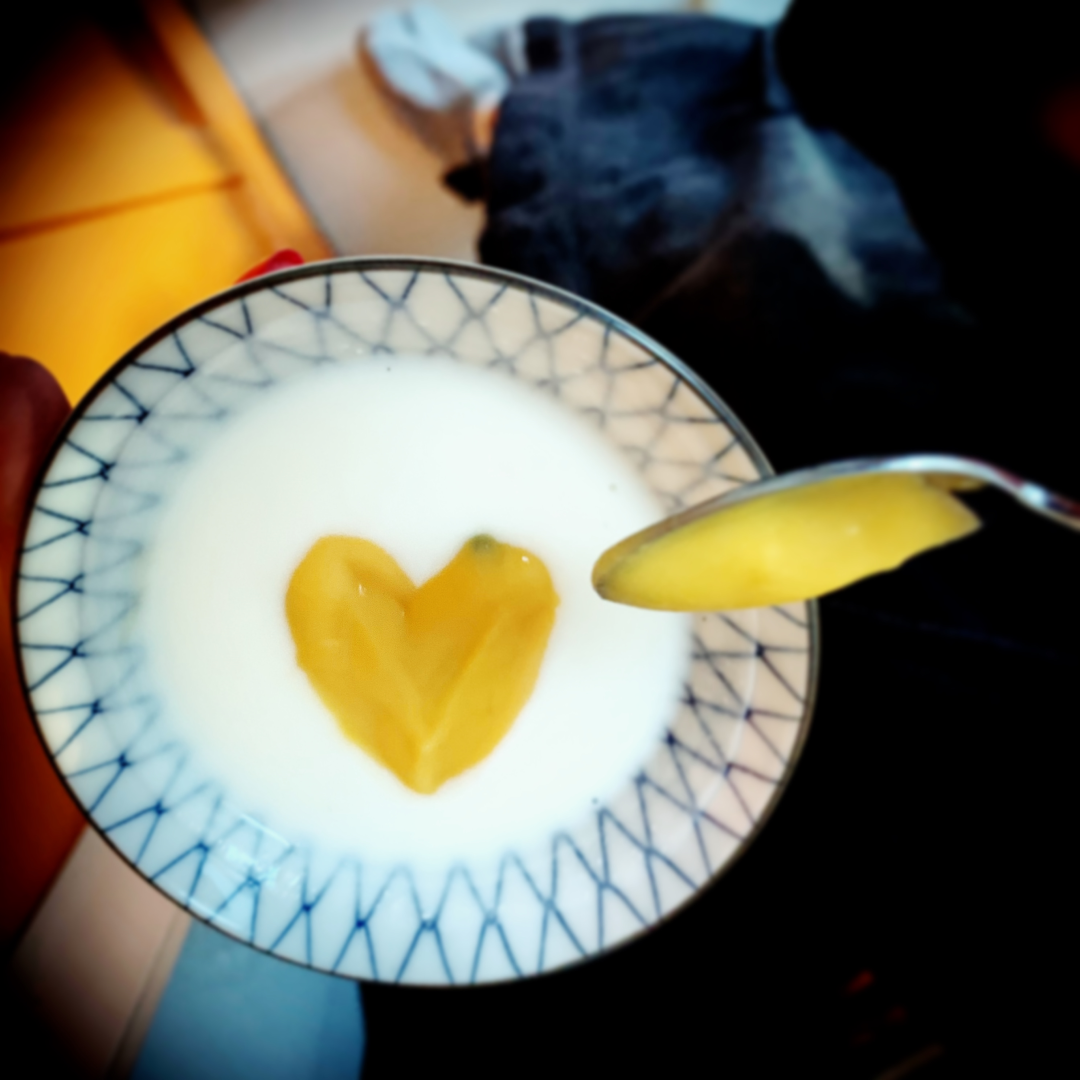 Passionfruit heart Image - Glam Jams